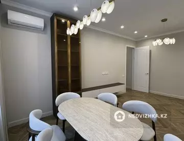 3-комнатная квартира, этаж 9 из 17, 89 м²