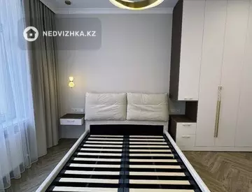 3-комнатная квартира, этаж 9 из 17, 89 м²