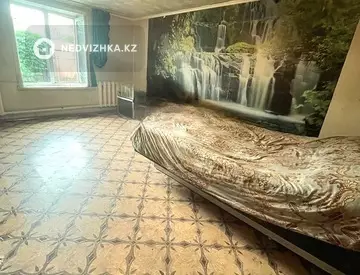 2-комнатный дом, 10 соток, 42 м²