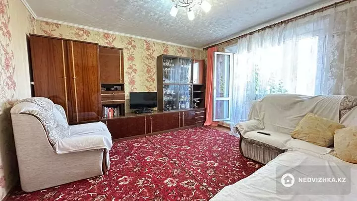 64 м², 3-комнатная квартира, этаж 9 из 9, 64 м², изображение - 1