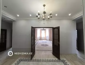 5-комнатный дом, 5 соток, 150 м²
