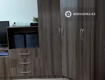 1-комнатная квартира, этаж 3 из 5, 33 м²