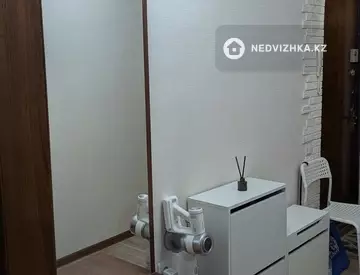 1-комнатная квартира, этаж 3 из 5, 33 м²