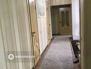 3-комнатная квартира, этаж 6 из 12, 132 м²