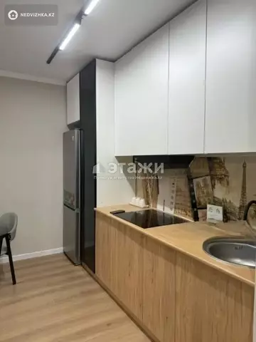 2-комнатная квартира, этаж 9 из 12, 38 м²