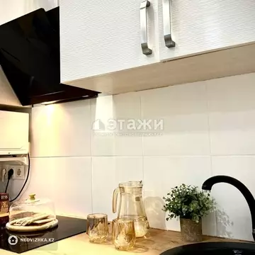 2-комнатная квартира, этаж 8 из 18, 52 м²