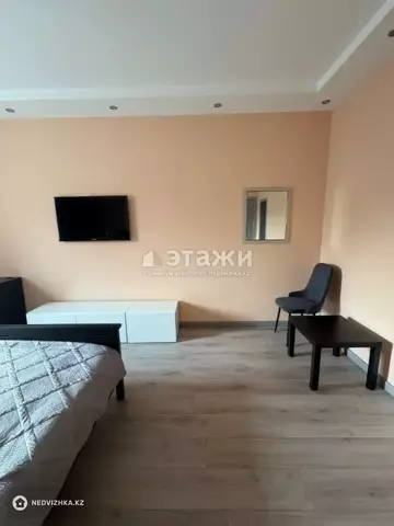 1-комнатная квартира, этаж 6 из 8, 42 м²
