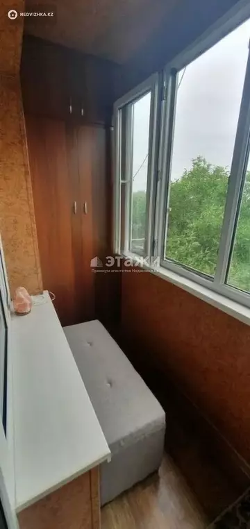 1-комнатная квартира, этаж 4 из 5, 42 м²