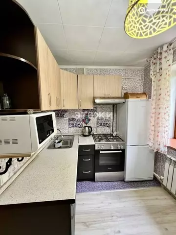 1-комнатная квартира, этаж 1 из 4, 30 м², на длительный срок