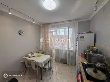 3-комнатная квартира, этаж 8 из 13, 90 м²