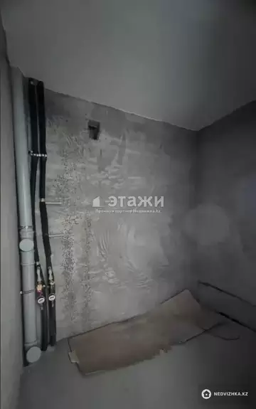 1-комнатная квартира, этаж 9 из 9, 38 м²