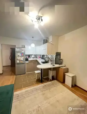 1-комнатная квартира, этаж 16 из 18, 52 м²
