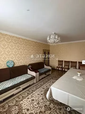 2-комнатная квартира, этаж 2 из 12, 63 м²