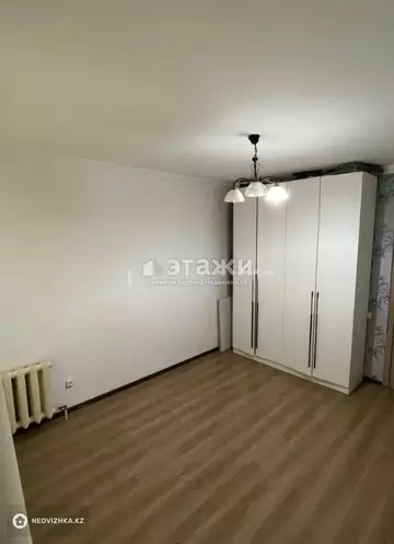 2-комнатная квартира, этаж 2 из 12, 63 м²