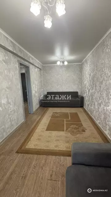 2-комнатная квартира, этаж 3 из 5, 42 м²