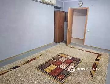 3-комнатная квартира, этаж 1 из 5, 57 м²