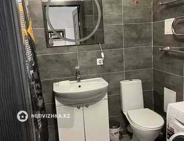 2-комнатная квартира, этаж 10 из 14, 46 м², на длительный срок