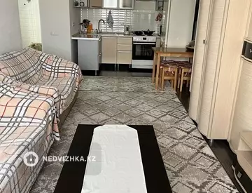 2-комнатная квартира, этаж 10 из 14, 46 м², на длительный срок
