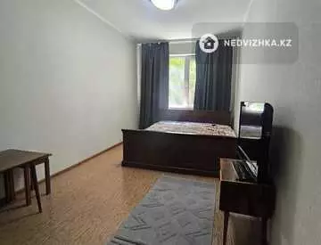 3-комнатная квартира, этаж 2 из 4, 58 м²