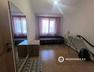 3-комнатная квартира, этаж 2 из 4, 58 м²