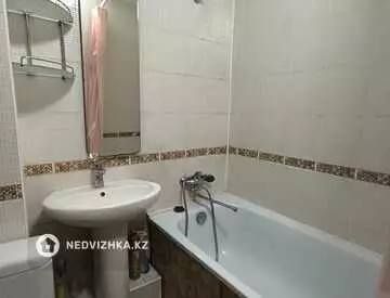 3-комнатная квартира, этаж 2 из 4, 58 м²