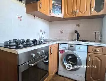 3-комнатная квартира, этаж 2 из 4, 58 м²