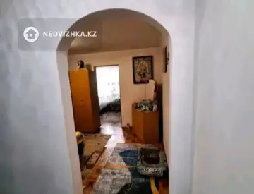 2-комнатная квартира, этаж 2 из 2, 36 м²