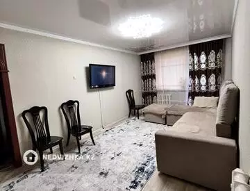 2-комнатная квартира, этаж 4 из 5, 45 м²