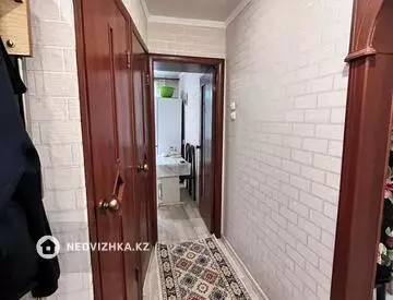 2-комнатная квартира, этаж 4 из 5, 45 м²