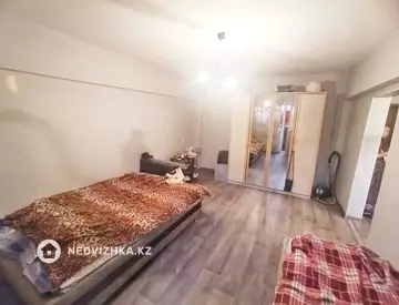 1-комнатная квартира, этаж 3 из 3, 34 м²