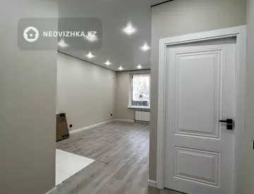 2-комнатная квартира, этаж 1 из 6, 38 м²