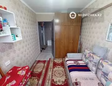 3-комнатная квартира, этаж 4 из 5, 60 м²