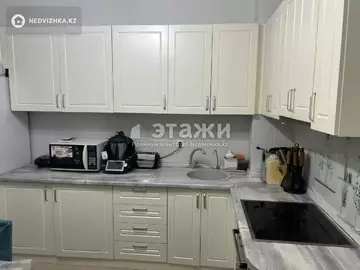 3-комнатная квартира, этаж 2 из 9, 83 м²