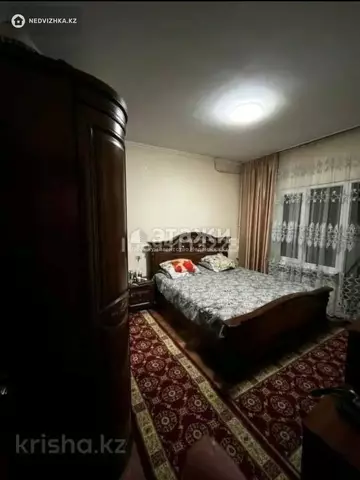 3-комнатная квартира, этаж 3 из 8, 72 м²