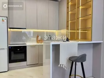 2-комнатная квартира, этаж 4 из 12, 40 м²