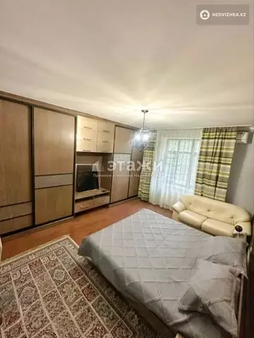 2-комнатная квартира, этаж 2 из 3, 62 м²