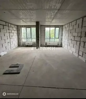 2-комнатная квартира, этаж 3 из 13, 45 м²