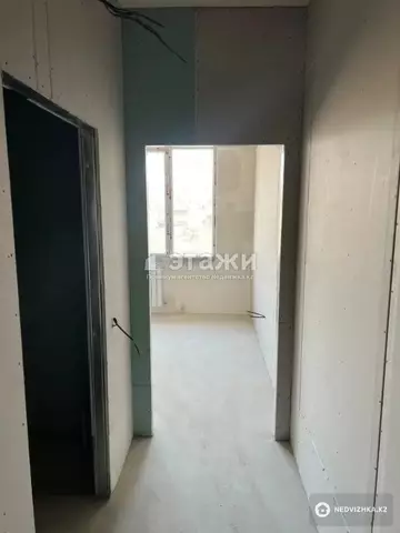 2-комнатная квартира, этаж 4 из 9, 45 м²