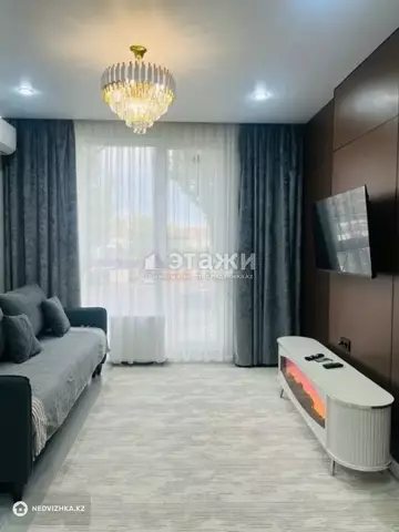 2-комнатная квартира, этаж 2 из 10, 49 м²