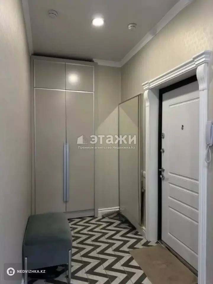 69.8 м², 2-комнатная квартира, этаж 3 из 18, 70 м², изображение - 1