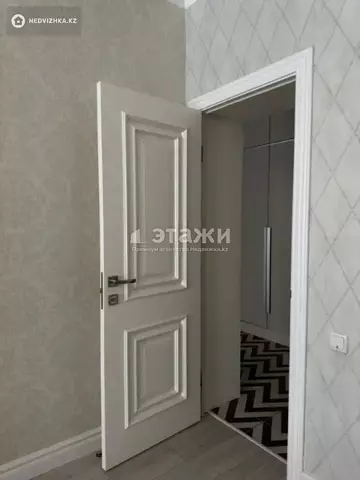 69.8 м², 2-комнатная квартира, этаж 3 из 18, 70 м², изображение - 5