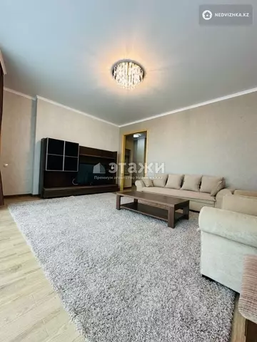 2-комнатная квартира, этаж 6 из 20, 92 м², на длительный срок