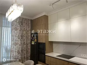 2-комнатная квартира, этаж 7 из 9, 77 м²