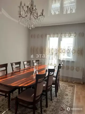 3-комнатная квартира, этаж 17 из 24, 82 м²