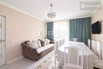 2-комнатная квартира, этаж 4 из 6, 38 м²