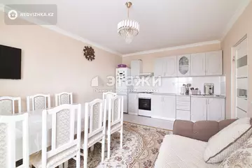 2-комнатная квартира, этаж 4 из 6, 38 м²