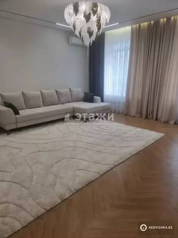 3-комнатная квартира, этаж 5 из 9, 103 м²