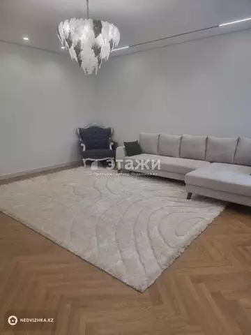 3-комнатная квартира, этаж 5 из 9, 103 м²