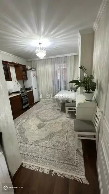 2-комнатная квартира, этаж 9 из 10, 50 м²