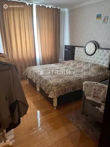 83.2 м², 2-комнатная квартира, этаж 9 из 12, 83 м², изображение - 1